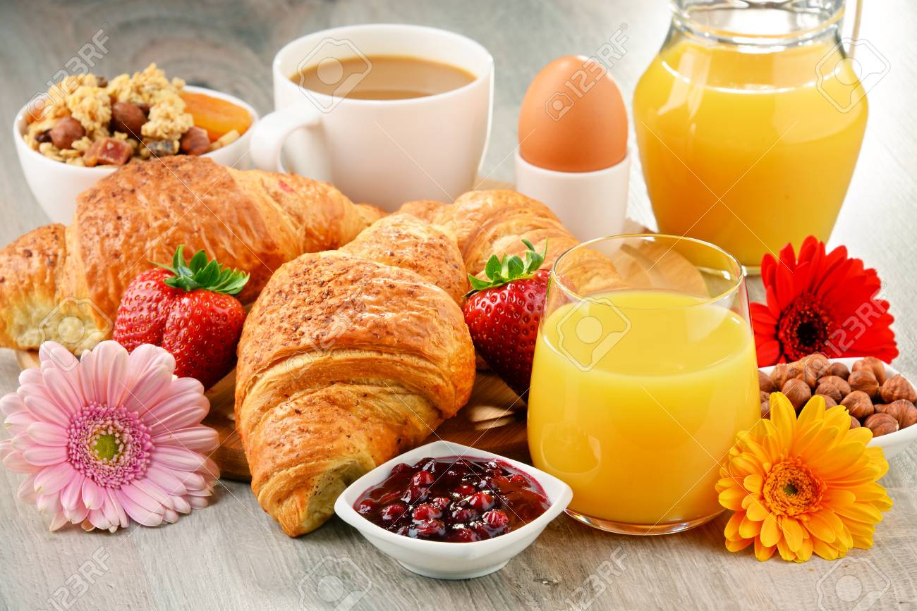 https://previews.123rf.com/images/monticello/monticello1607/monticello160700129/60619402-breakfast-consisting-of-croissants-coffee-fruits-orange-juice-coffee-and-jam-balanced-diet.jpg