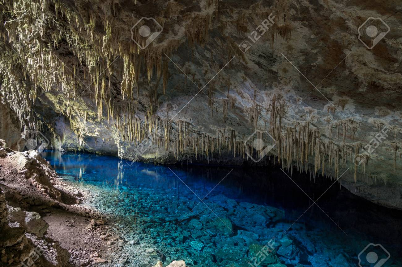 Blue Cave Gruta Do Lago Azul Bonito Lizenzfreie Fotos Bilder Und Stock Fotografie Image
