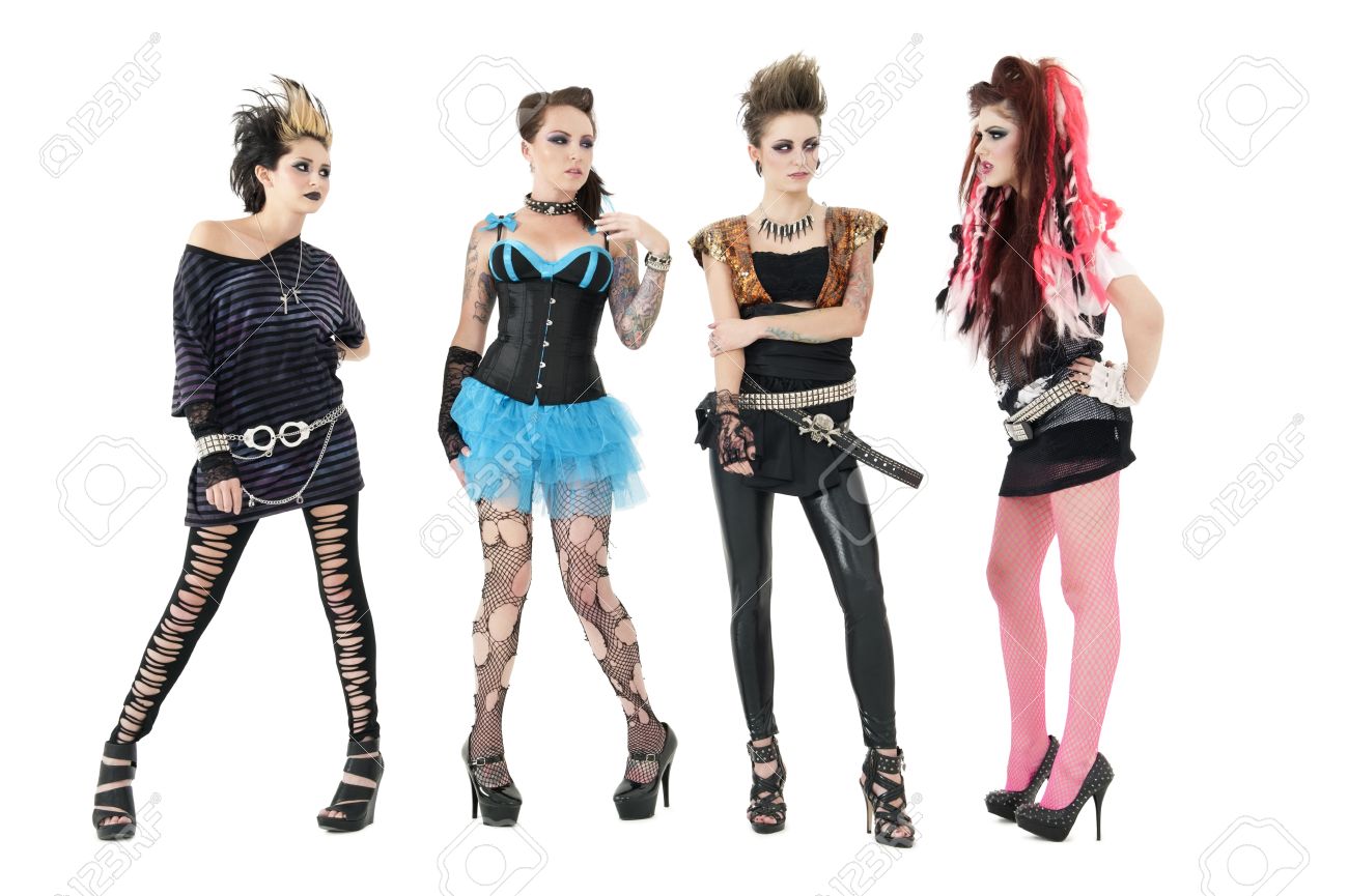 白い背景の上ポーズすべて女性ロック バンドのメンバー の写真素材 画像素材 Image