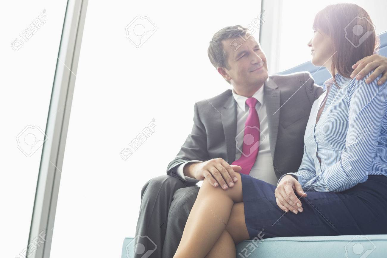 1. Cómo seducir a un hombre: date a conocer