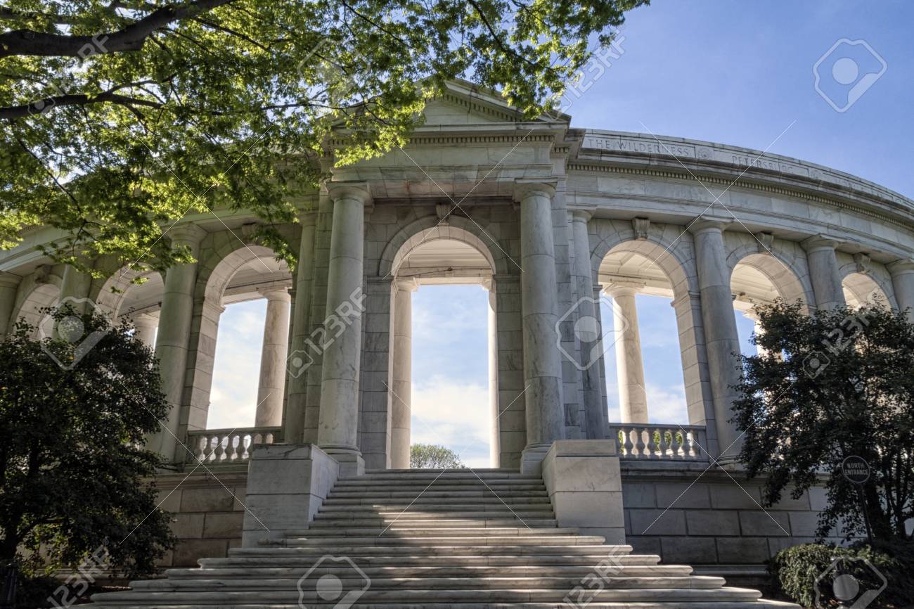 The amphitheater entrance for the tomb to unknown soldier in Arlington Cemetery in Virginia, USA - 43751504 The amphitheater entrance for the tomb to unknown soldier in Arlington Cemetery in Virginia, USA - 43751504