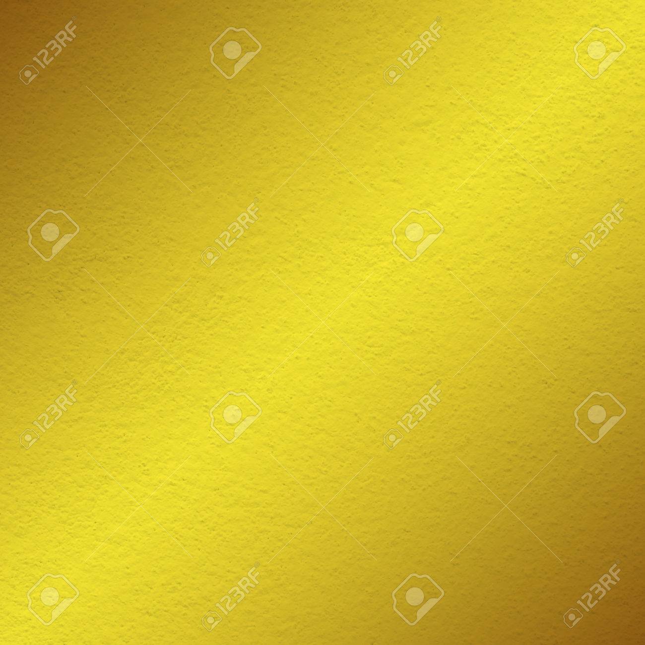 Peinture De Mur Jaune Texture Avec De La Lumière à Lombre Oblique