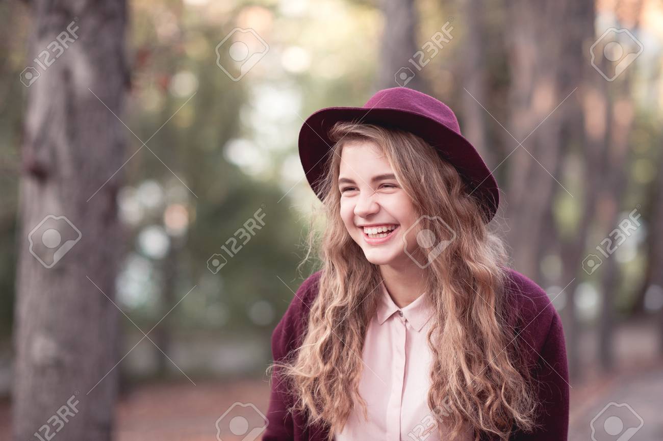 Wedding Lace dresses with cap sleeves pictures, Shower Bridal gifts inspiration to try pictures Skirts denim for women india, Does what a victorian girl wear