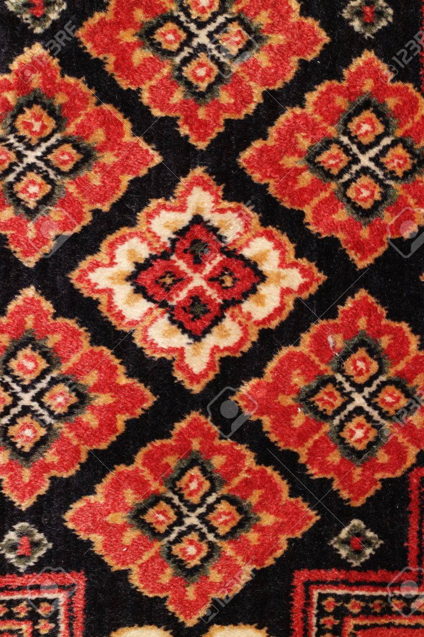Geometrisches Muster Alt Perserteppich Nahaufnahme Lizenzfreie Fotos Bilder Und Stock Fotografie Image 65435645