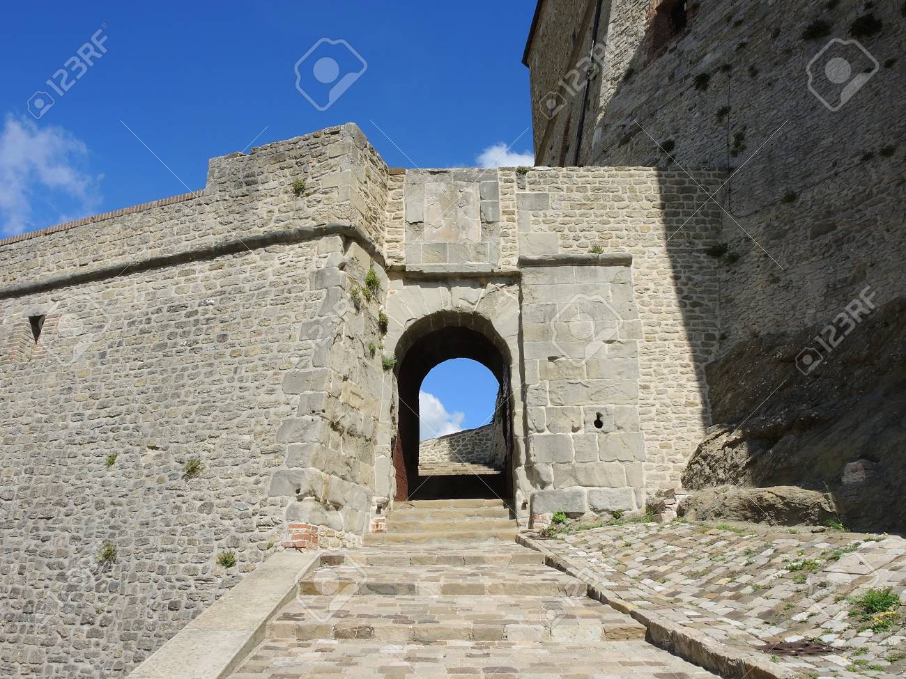 サン レーオ リミニ イタリア 中世の村 イタリアの最も美しい小さな町 隠された未知のイタリアの魅力と美しさ サン レーオの要塞 の写真素材 画像素材 Image