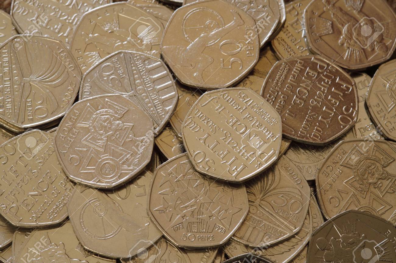 3325【イギリス】小型50ペンス 硬貨 300枚セット 3325【イギリス】小型