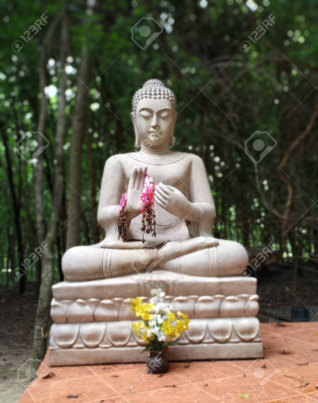 etiam-dictum-ipsum-a-felis