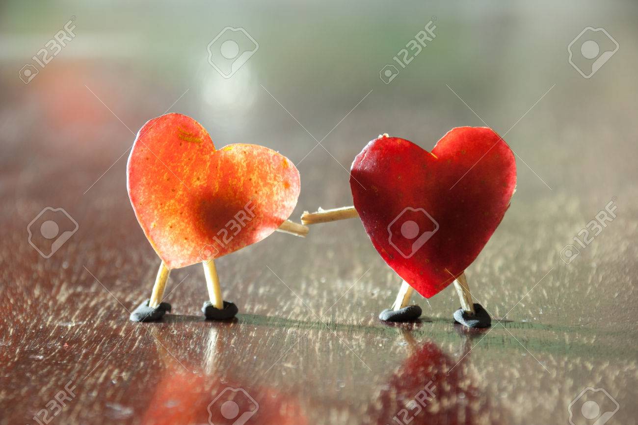 LZEDIRA 2 Stück Valentinstag-Set: Glitzerndes Herz-Stirnband & Tropfende Herz-Sonnenbrille - Romantisches Accessoire Für Frauen & Mädchen