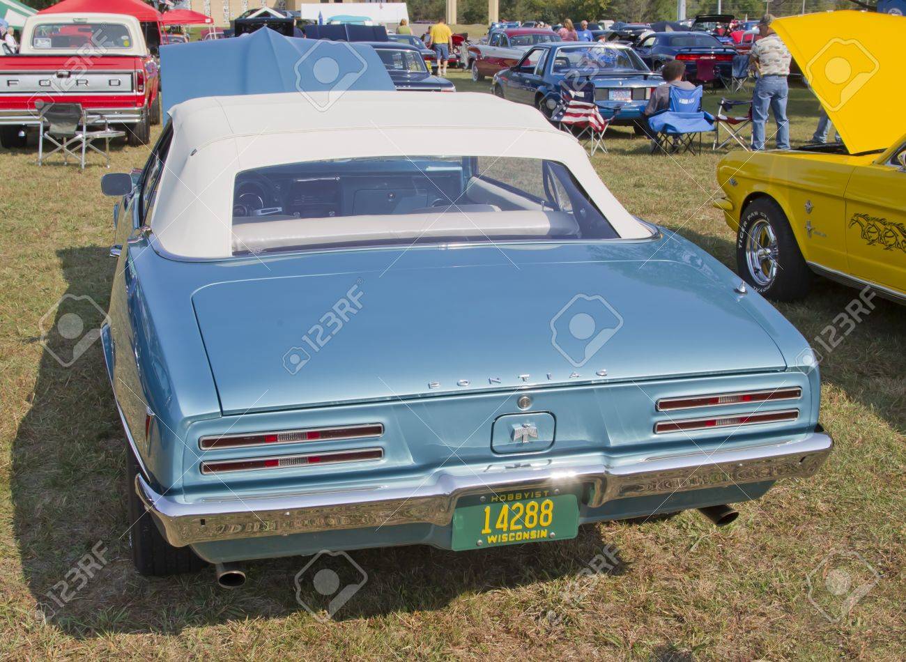 マリオン Wi 9 月 16 日 裏 1968年ポンティアックファイヤーバード車 3 回ないちょうど別車ショーで 12 年 9 月 16 日マリオン ウィスコンシン州 の写真素材 画像素材 Image マリオン Wi 9 月 16 日 裏 1968年ポンティアックファイヤーバード車 3 回ないちょうど別車ショーで 12 年 9 月 16 日マリオン ウィスコンシン州 の写真素材 画像素材 Image
