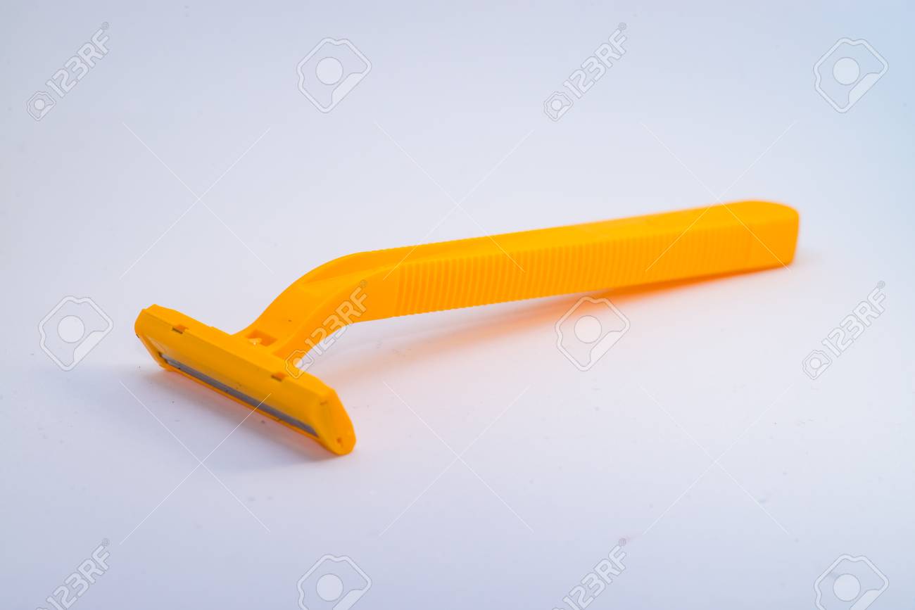 dessin a la tondeuse sur cheveux