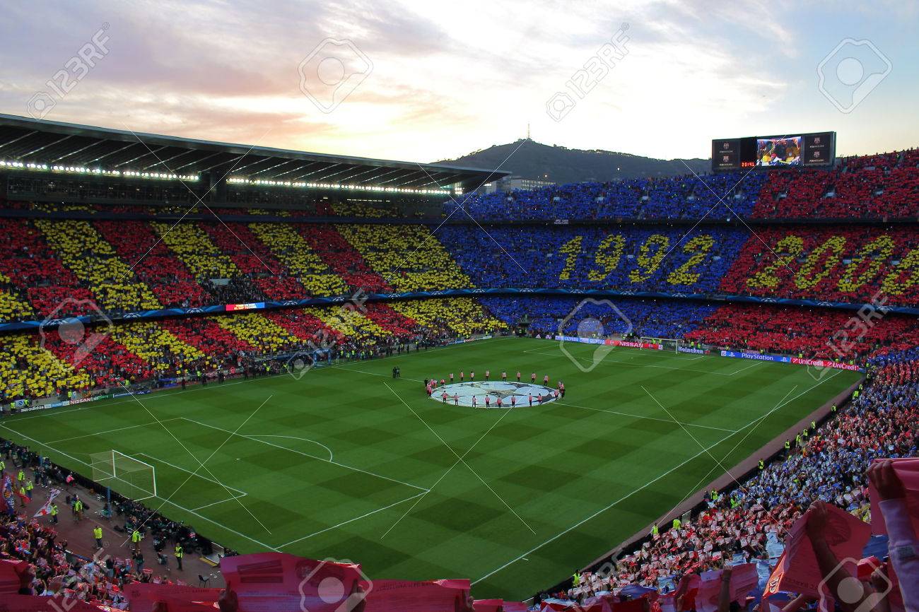 Nou Camp Barcelone Espagne 6eme Avril 2015 Vue Du Stade De Futbol Club Barcelona Lors De La Demi Finale De La Ligue Des Champions Entre Le Fc Barcelone Et Le Fc Bayern