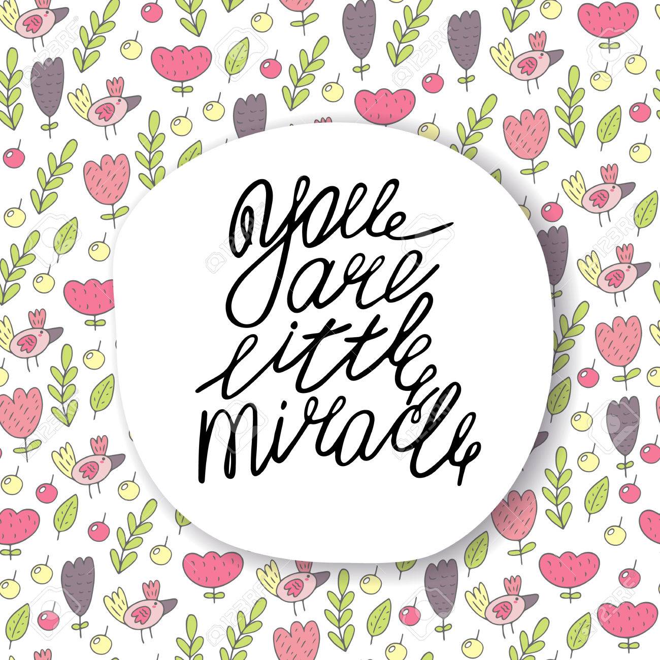 かわいい手描き落書きはがき カード あなたとカバーは 小さな奇跡の引用 花 鳥 葉 自然要素 愛 感情 人間関係について肯定的な背景をレタリング の イラスト素材 ベクタ Image