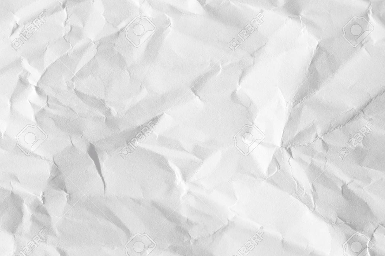 紙の質感は古くてくしゃくしゃです 背景は白です の写真素材 画像素材 Image