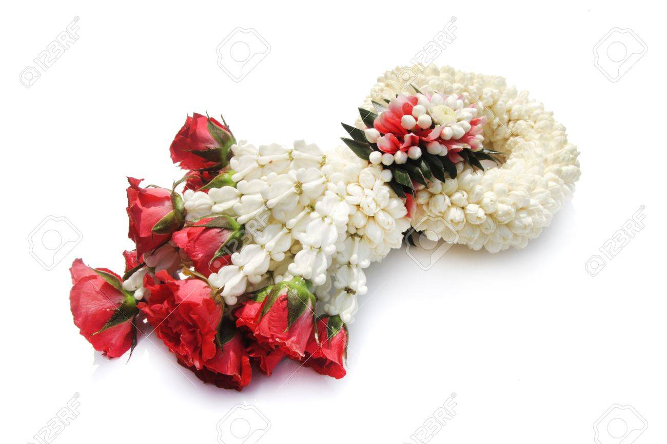 白い背景でタイの Treditional スタイル ガーランド花 の写真素材 画像素材 Image
