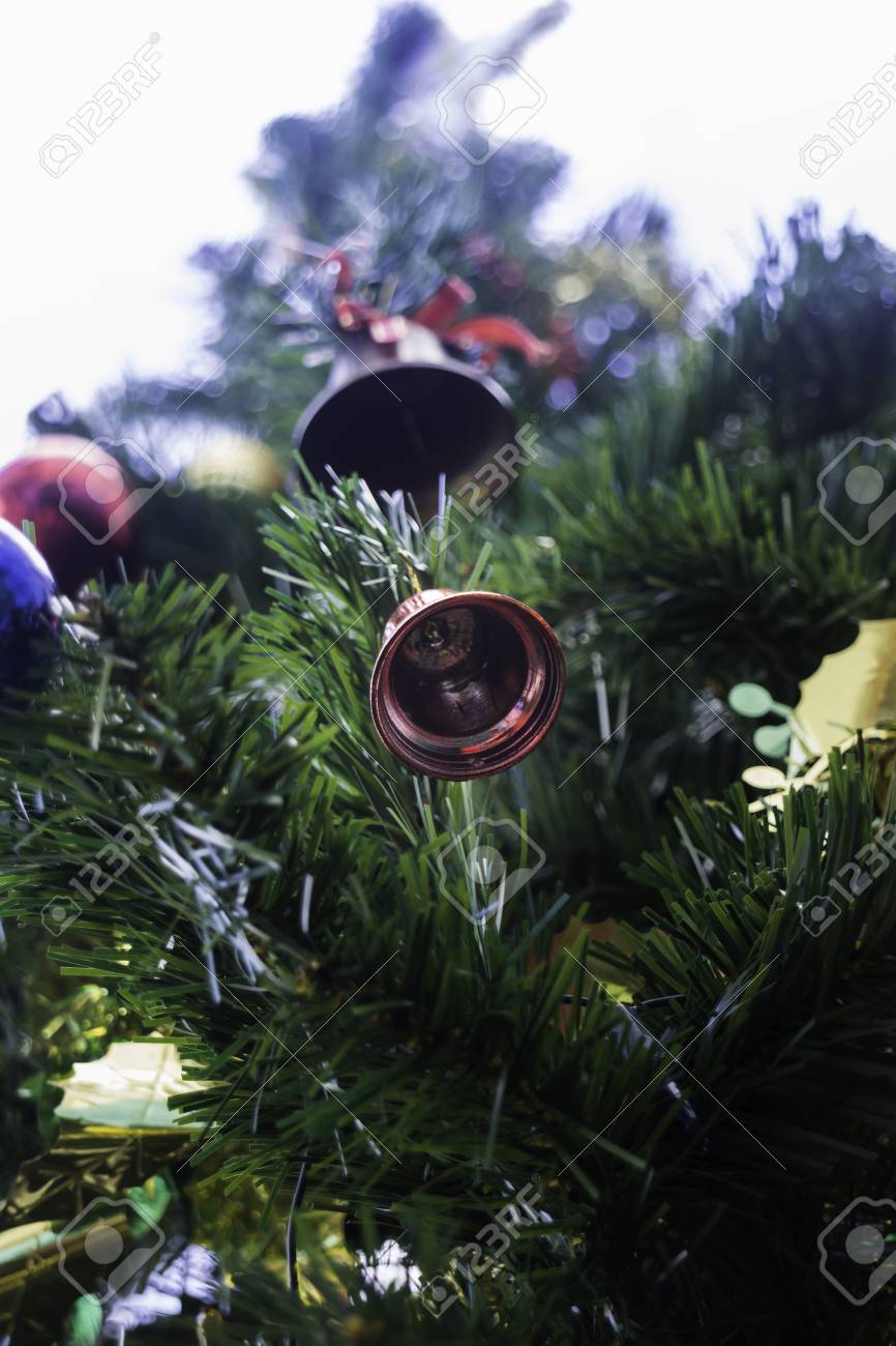 Oggetti Di Natale.Immagini Stock I Bei Oggetti Hanno Decorato L Albero Di Natale Foto Di Riserva Image 92651627