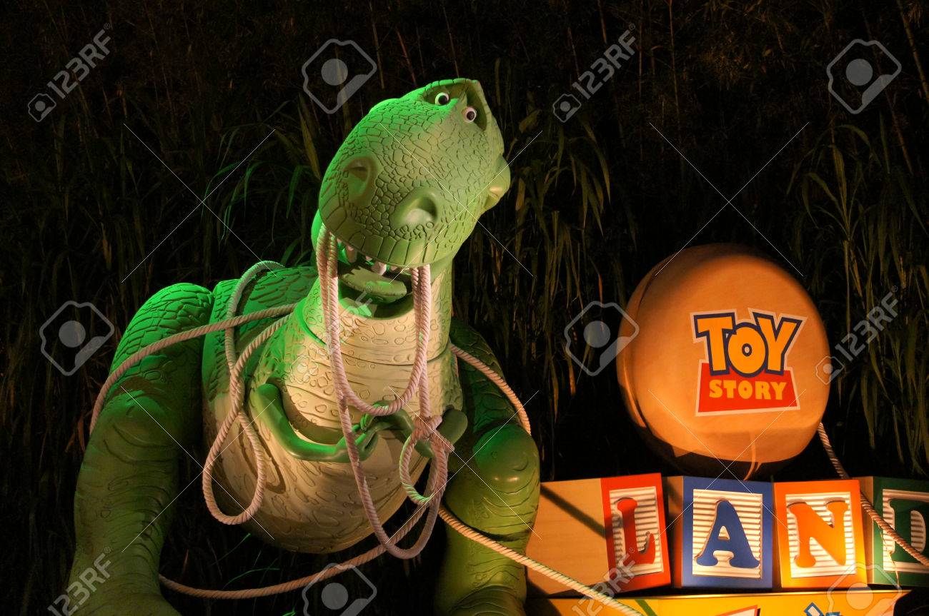 ディズニーランド香港トイ ストーリーランド の写真素材 画像素材 Image