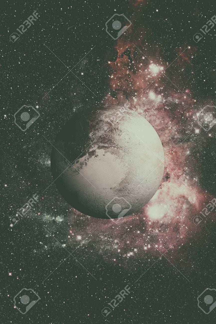 Solar System Pluton Il Est Une Planète Naine Dans La Ceinture De Kuiper Un Anneau De Corps Au Delà De Neptune Il Est La Plus Grande Planète Naine