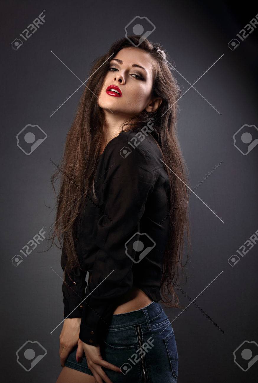 Black shirt red lips Clearance