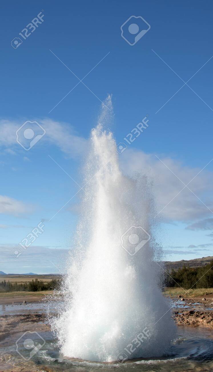 Strokkur Geyser eruption. Eruption of hot water. Gold Circle. Iceland - 121180981 Strokkur Geyser eruption. Eruption of hot water. Gold Circle. Iceland - 121180981