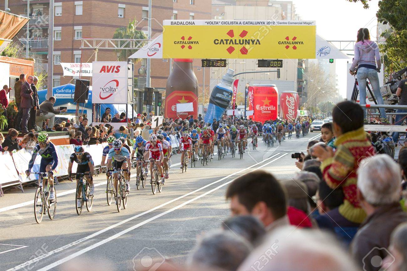 previews.123rf.com/images/natursports/natursports1210/natursports121000104/16094161-BARCELONA-SPAIN-MARCH-24-Unidentified-cyclists-compete-at-Volta-a-Catalunya-cycling-race-on-March-24-Stock-Photo.jpg