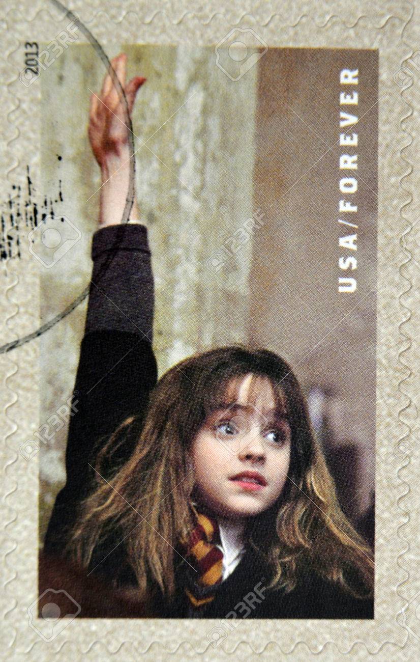 アメリカ合衆国 13年年頃 ハリー ポッター専用米国で印刷スタンプ 13年年頃ハーマイオニーグ レンジャーを示しています の写真素材 画像素材 Image