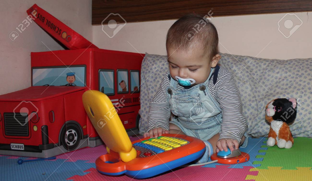 toys for baby boy 6 months