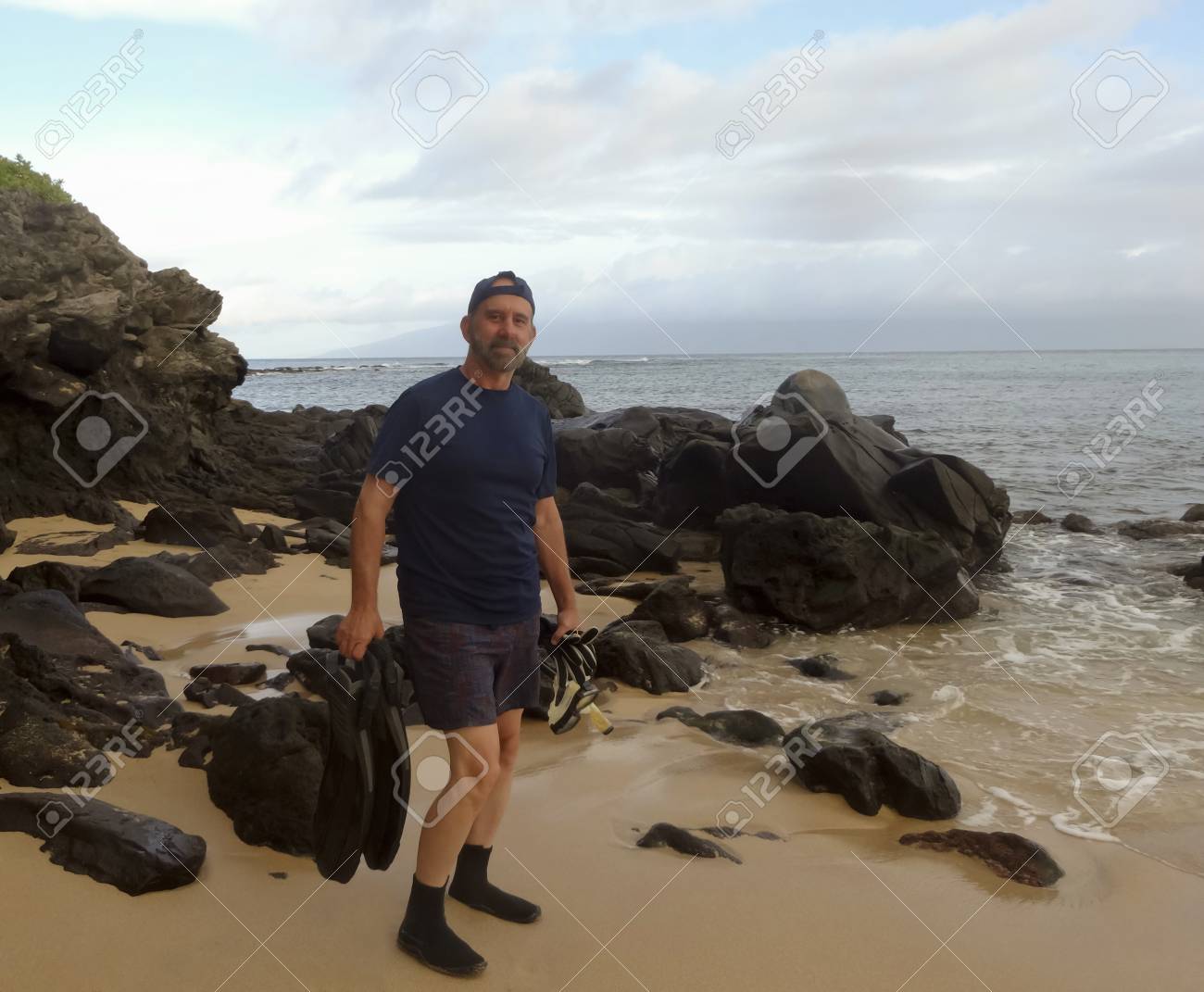 vásárol új a legjobb legújabb design A Snorkeler Set To Enter The Water, Kapalua Bay, West Maui, Hawaii ... vásárol új a legjobb legújabb design A Snorkeler Set To Enter The Water, Kapalua Bay, West Maui, Hawaii ...