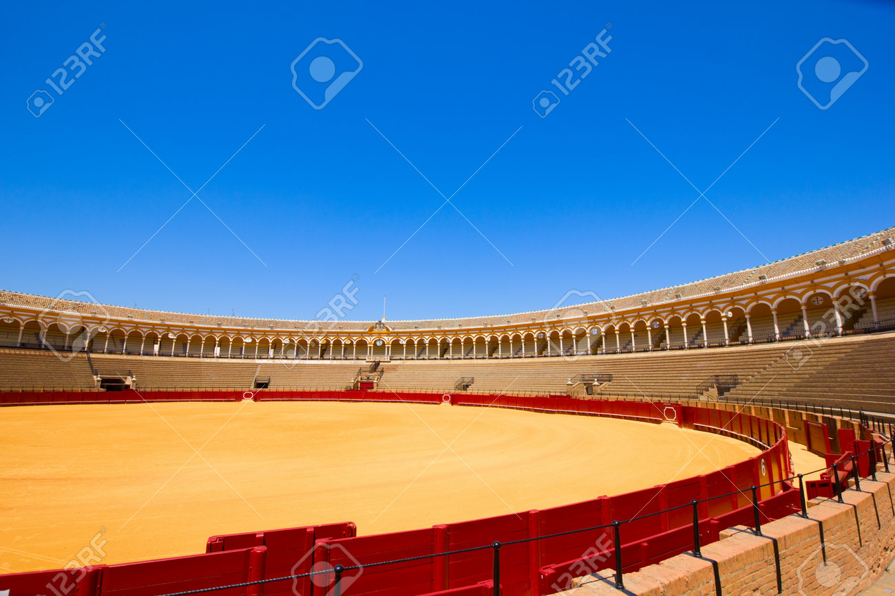 Corrida Arene Plaza De Toros A Seville Espagne Banque D Images Et Photos Libres De Droits Image Corrida Arene Plaza De Toros A Seville Espagne Banque D Images Et Photos Libres De Droits Image