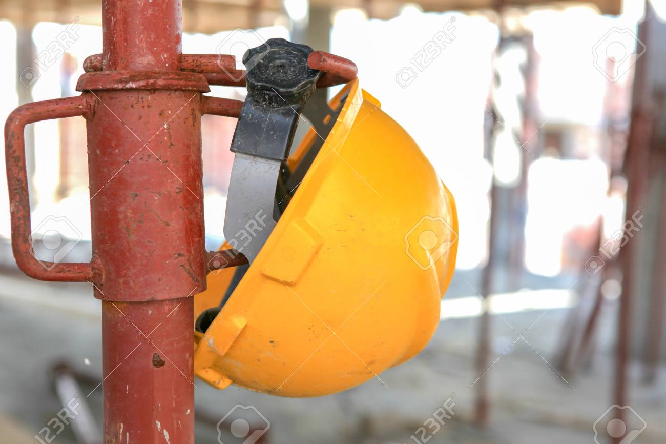 Building site in the city. - 110931236 Building site in the city. - 110931236