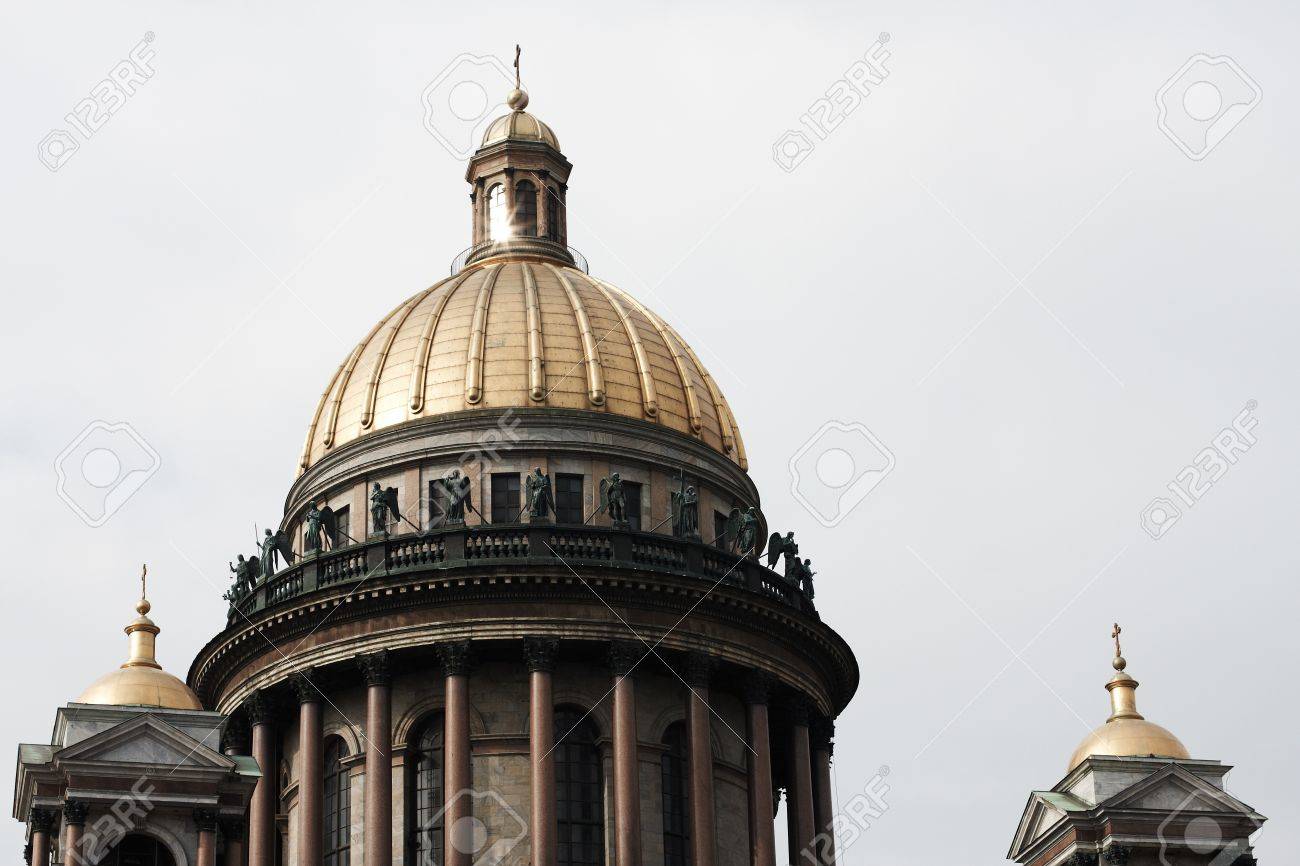 facade of the famous icon of st petersburg neoclassical architecture
