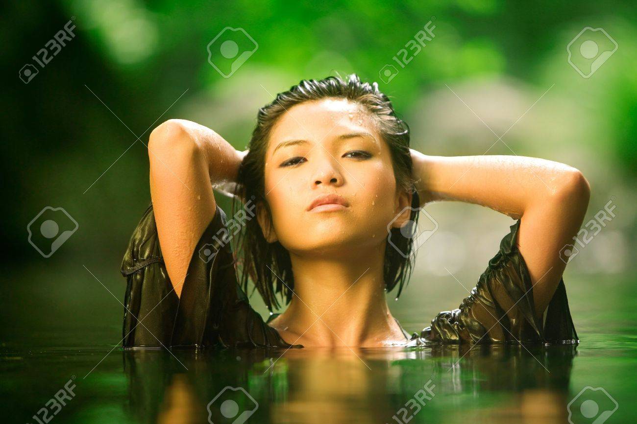 Hot nude moms bathing Hot sexy biker girls