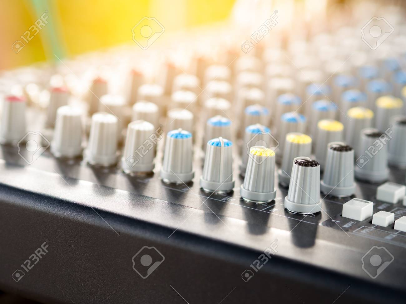 75 ミキサー 音響 イラスト かわいい動物画像