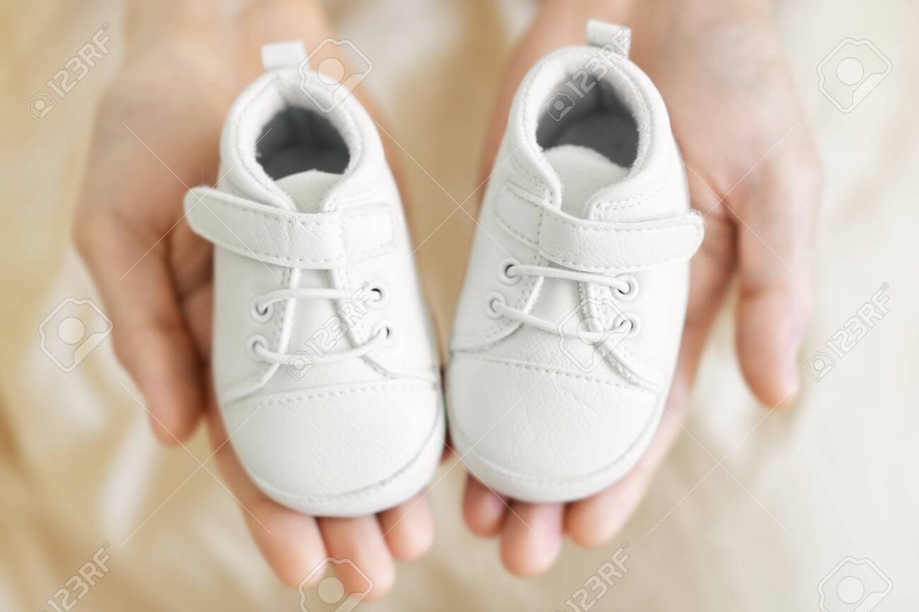 baby shoes white