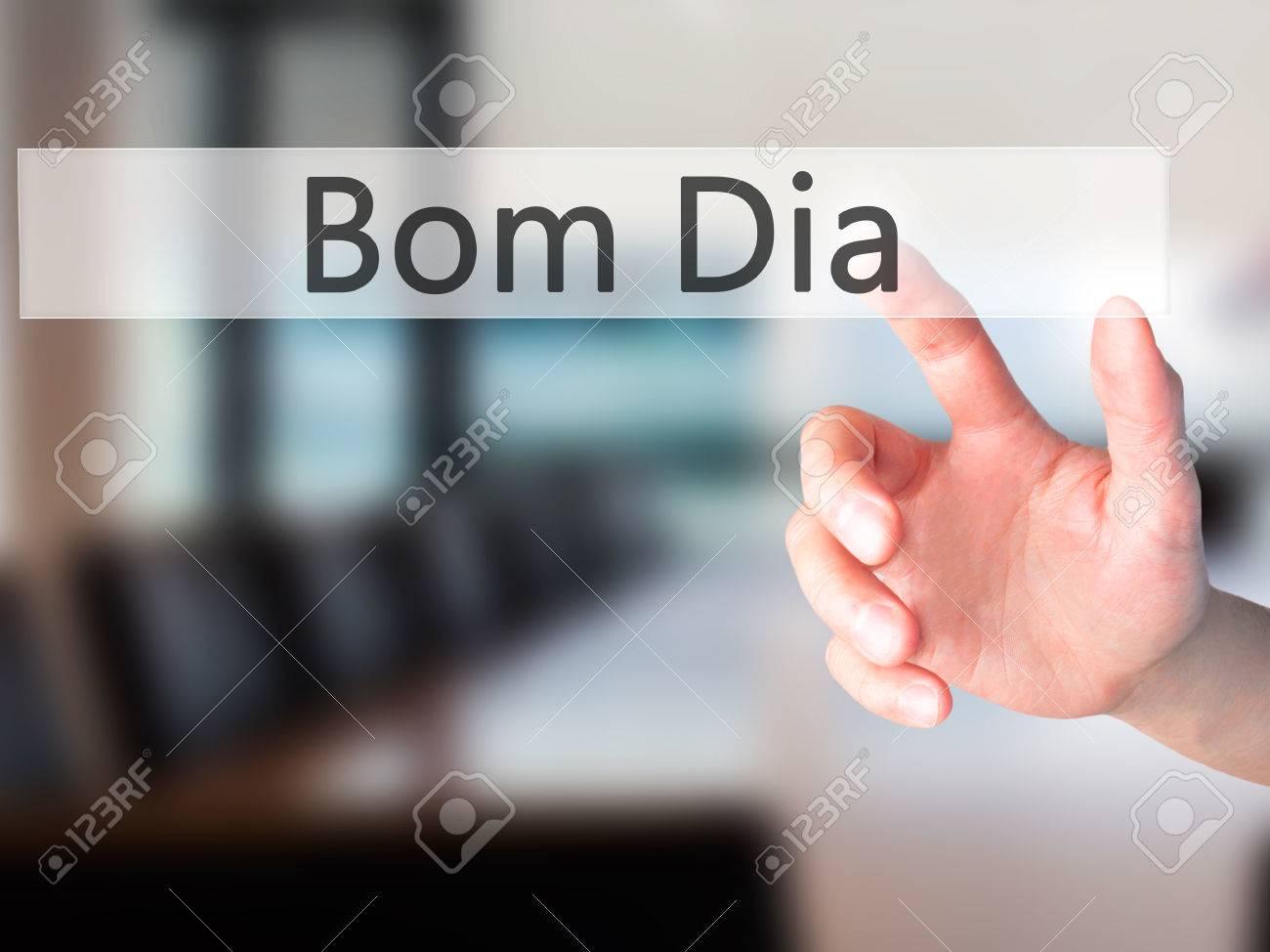 Bom Dia (portugiesisch - Guten Morgen) - Hand Drücken Einer Taste Auf Unscharfen Hintergrund Konzept. Wirtschaft, Technik, Internet-konzept. Stockfoto Lizenzfreie Fotos, Bilder Und Stock Fotografie. Image 60780042. Bom Dia (portugiesisch - Guten Morgen) - Hand Drücken Einer Taste Auf Unscharfen Hintergrund Konzept. Wirtschaft, Technik, Internet-konzept. Stockfoto Lizenzfreie Fotos, Bilder Und Stock Fotografie. Image 60780042.