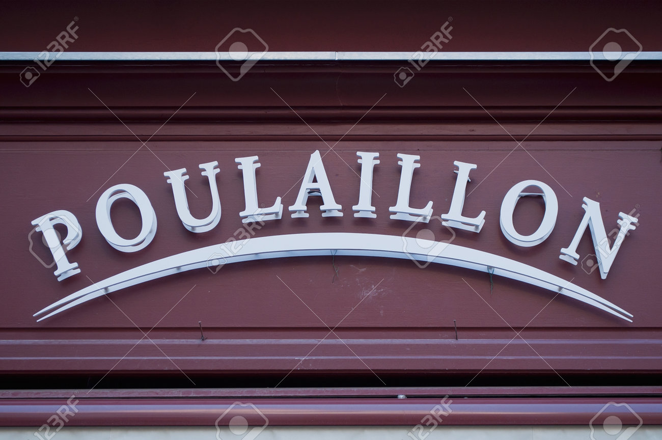 Mulhouse France 15 Mai 2016 Vente Au Détail Du Logo De La Marque Poulaillon La Signalétique De La Chaîne De Boulangerie Française