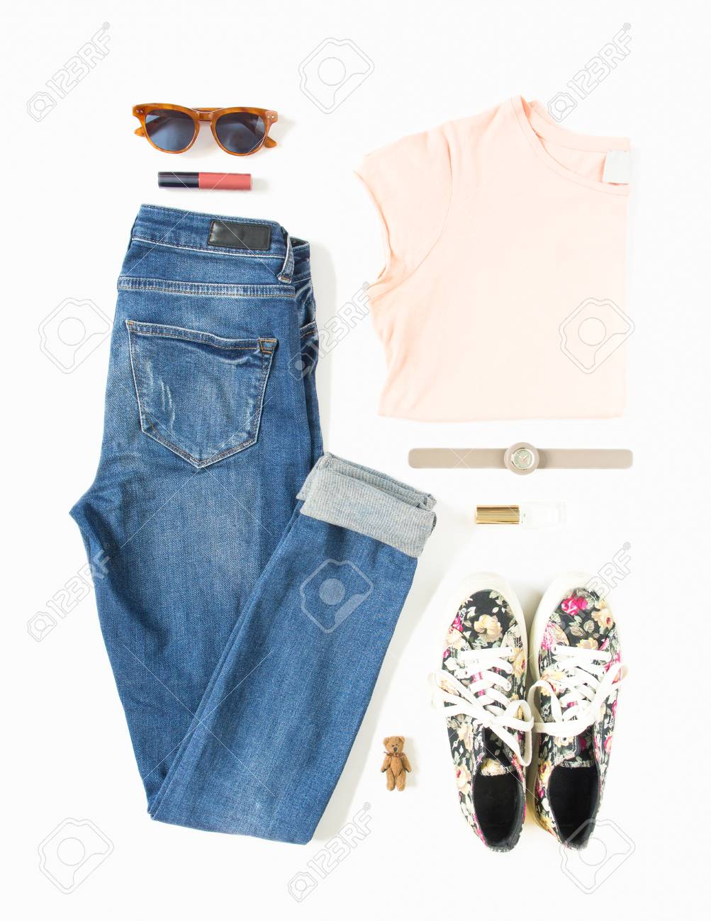 denim and peach outfits