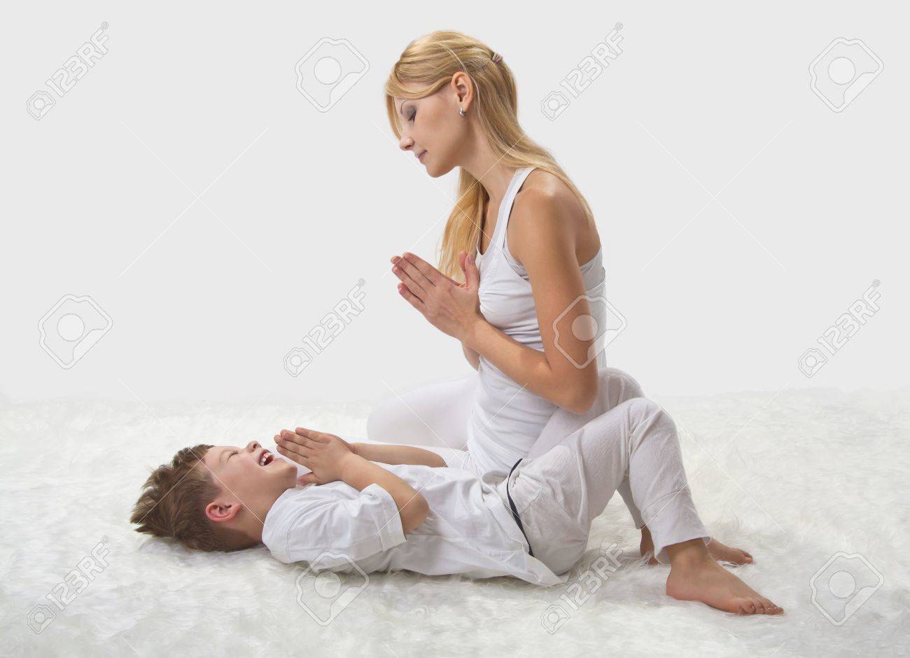 Naked women fucked Girl gets fucked in her ass