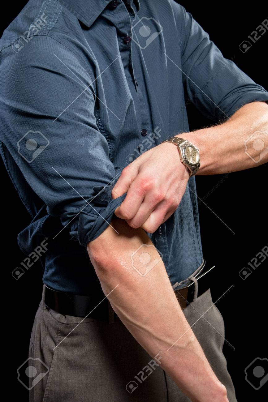 Ärmel hemd hochkrempeln