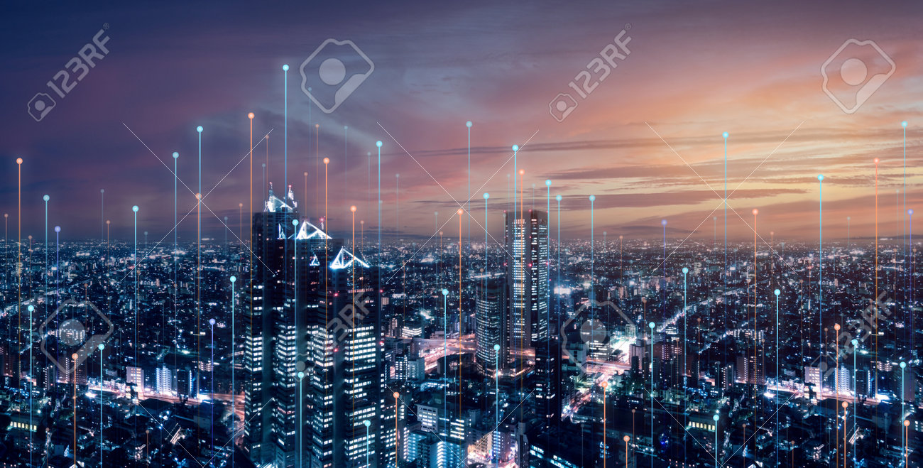 Connexions de télécommunication au-dessus de la ville intelligente. concept de paysage urbain futuriste pour l'internet des objets (iot), la fintech, la blockchain, le réseau 5g lte, l'accès au point d'accès wifi, la cybersécurité, la technologie numérique - 178840008 Connexions de télécommunication au-dessus de la ville intelligente. concept de paysage urbain futuriste pour l'internet des objets (iot), la fintech, la blockchain, le réseau 5g lte, l'accès au point d'accès wifi, la cybersécurité, la technologie numérique - 178840008