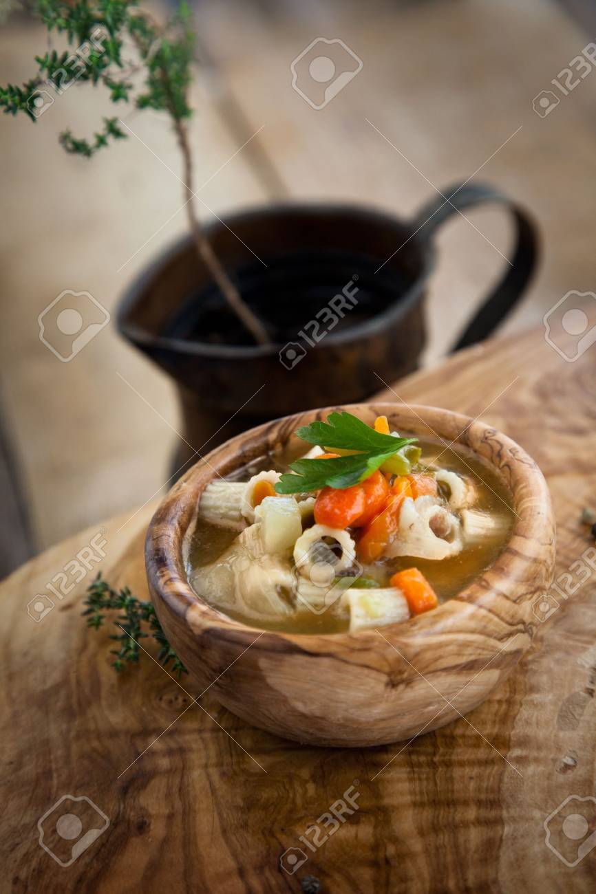 パスタと付け合わせの野菜スープ の写真素材 画像素材 Image