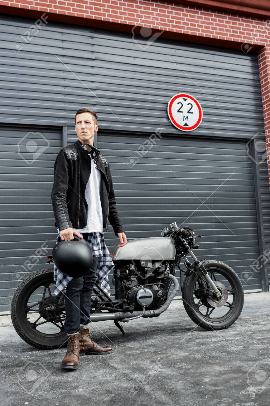 botte moto cafe racer