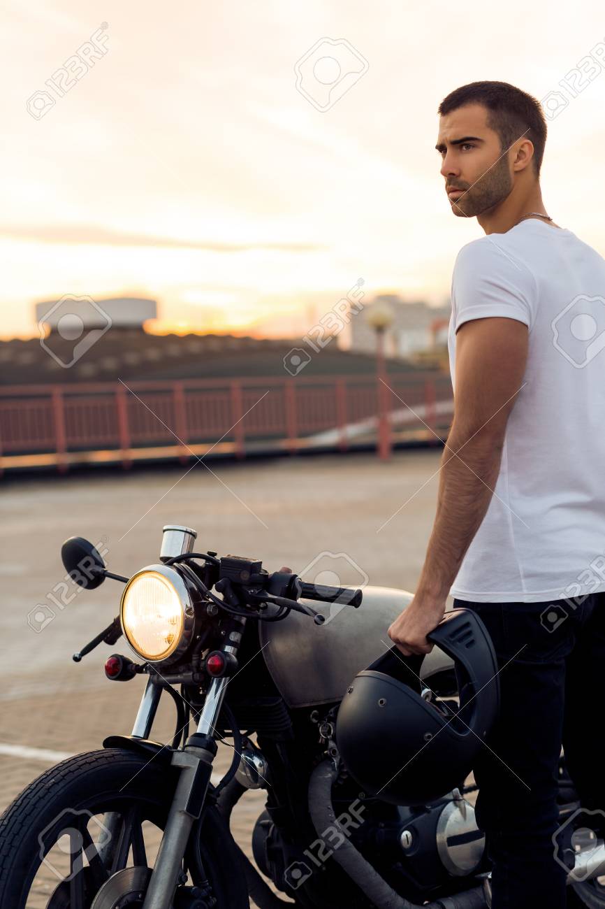 Just Wanna Ride Cafe Racer Mens Biker T-Shirt Motorbike Bike Custom
