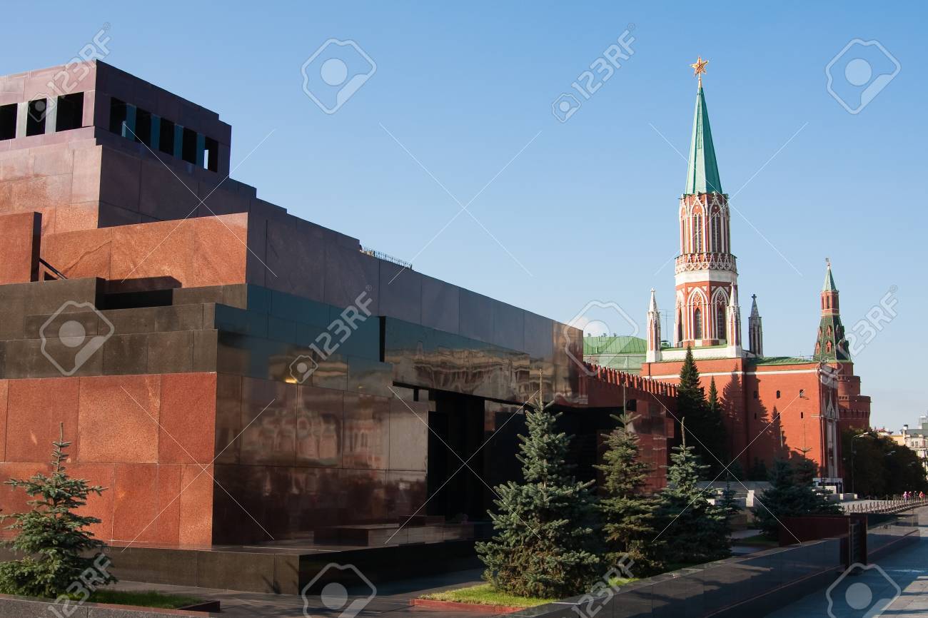 ロシア モスクワの赤の広場のマウソレウム の写真素材 画像素材 Image