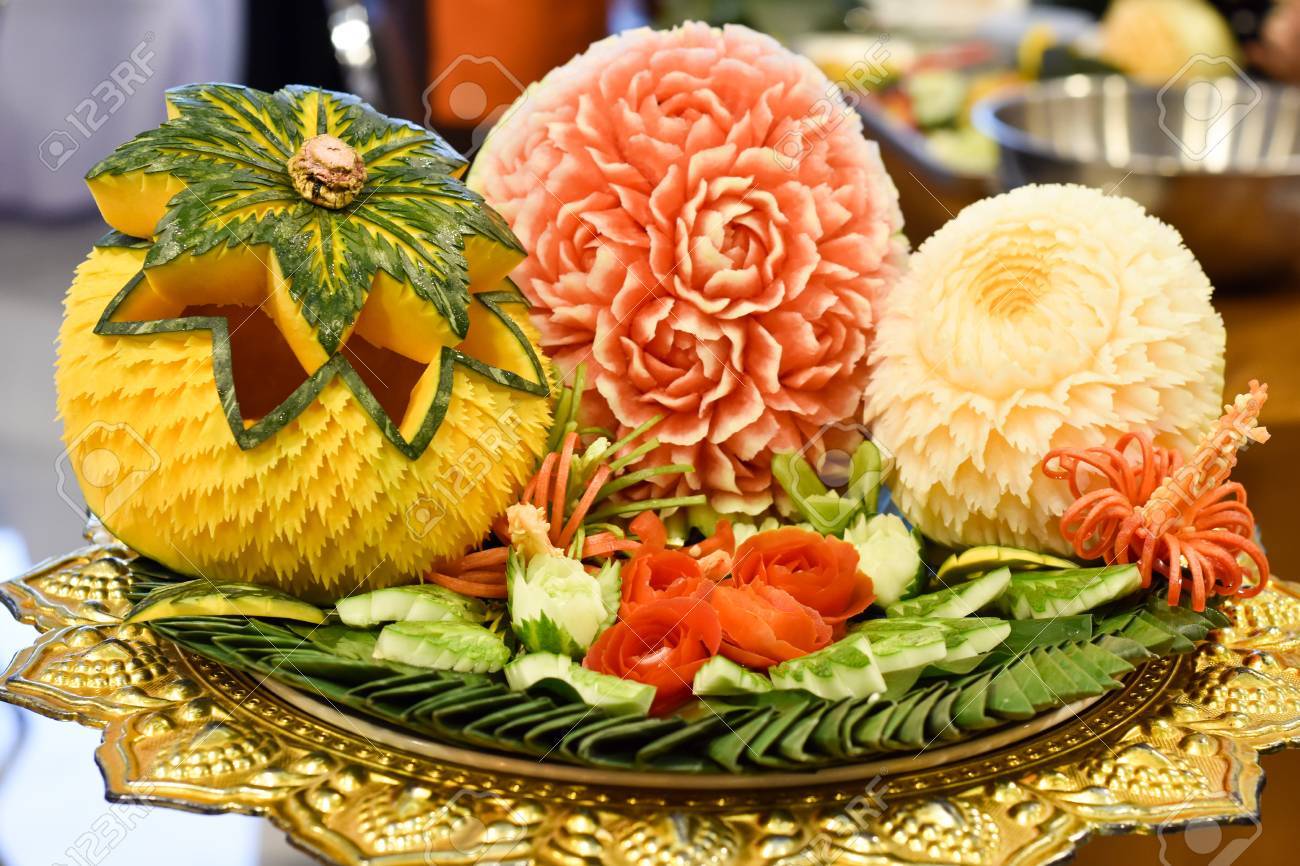 Carving Fruit, Carving Vegetables Stock Photo, Picture and Royalty Free  Image. Image 82064264., image size:1300x866