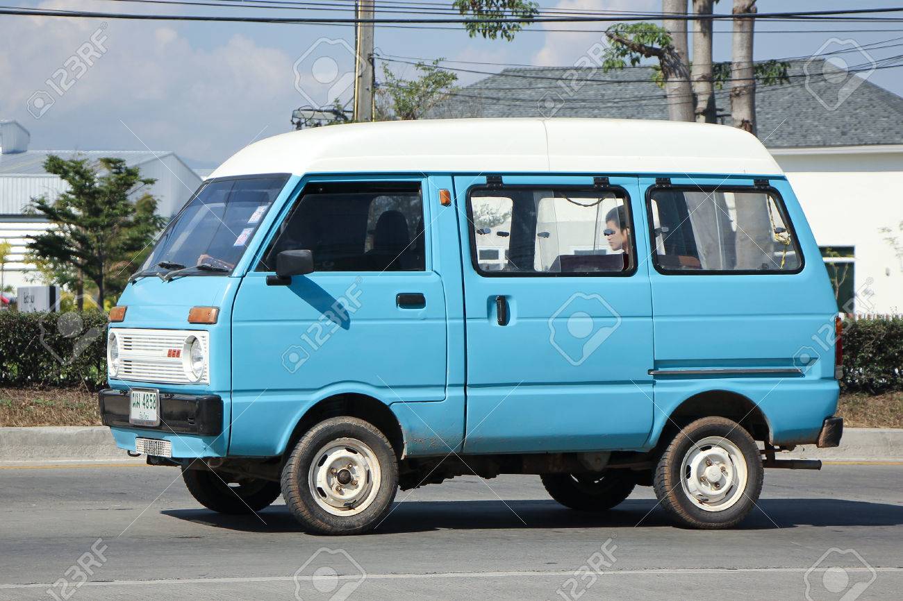 daihatsu mini van