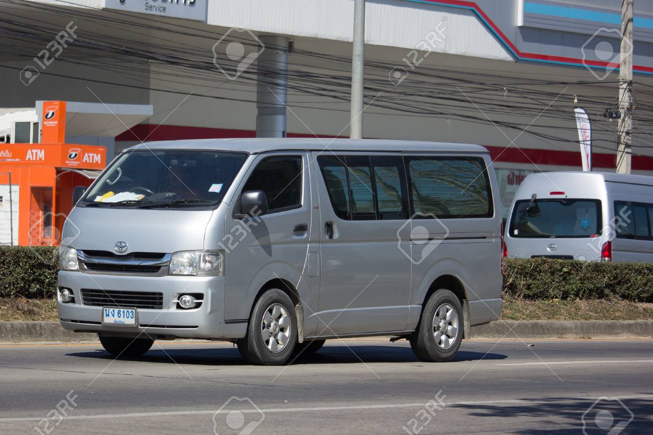 hiace commuter 2018