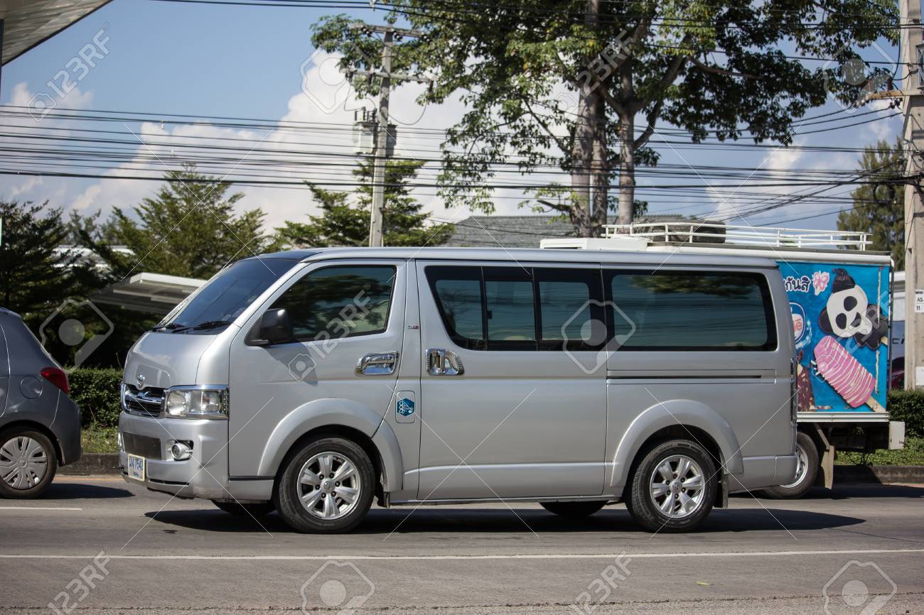 minivan peugeot 2018