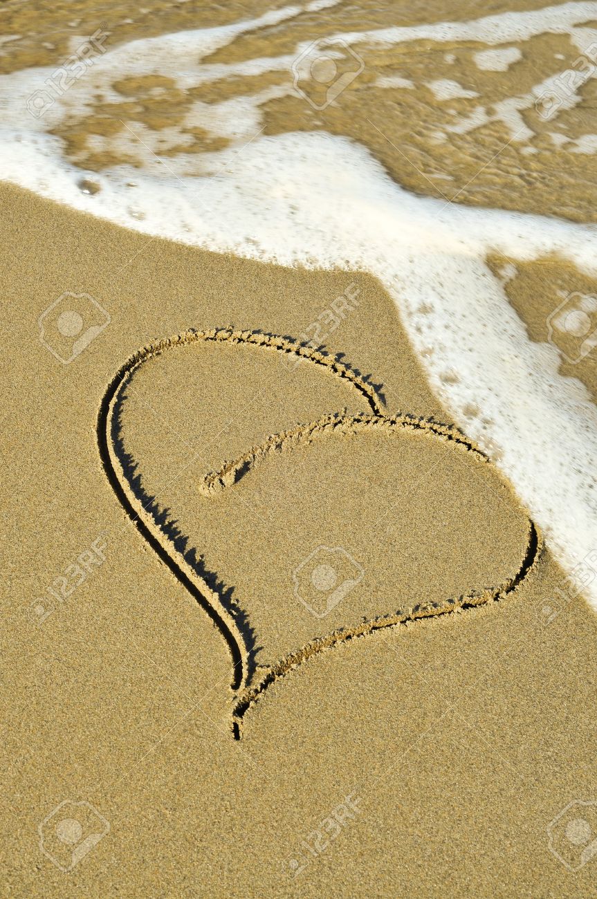 Un Coeur Dessiné Sur Le Sable Dune Plage