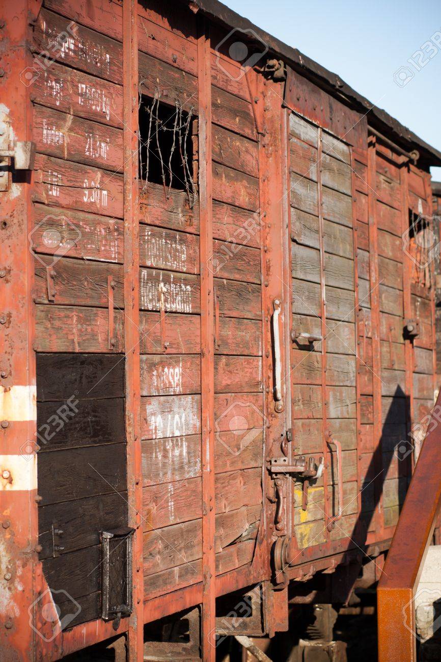 ラジェガスト駅 ウッチからユダヤ戦争の間に死んだ人の記念碑 の写真素材 画像素材 Image