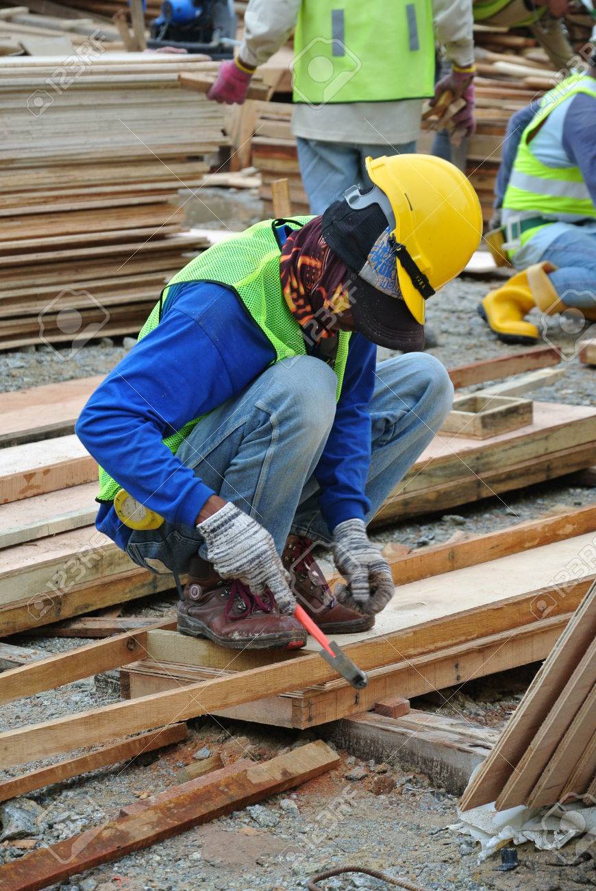 Malacca Malaysia September 28 2015 Carpenter Worker Fabricating Timber Formwork At The Construction Site In Malacca Malaysia On September 28 2015 Stock Photo Picture And Royalty Free Image Image 49164170